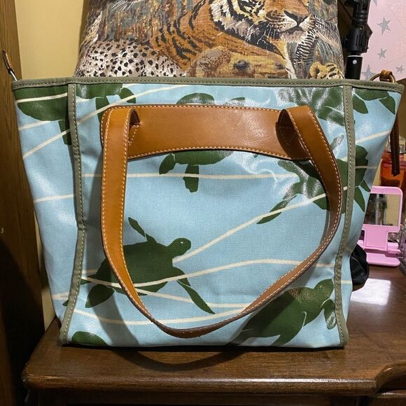 FOSSIL Turtle Tote Shoulder Bag Coated Canvas Zip Top Shopper Purse - Picture 2 of 6
